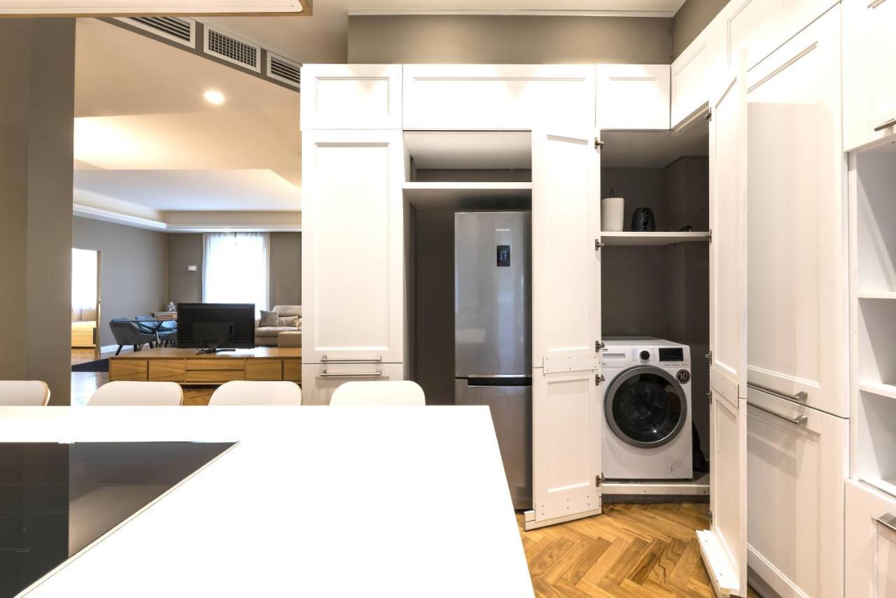 Heart Milan Apartments Duomo District ภายนอก รูปภาพ