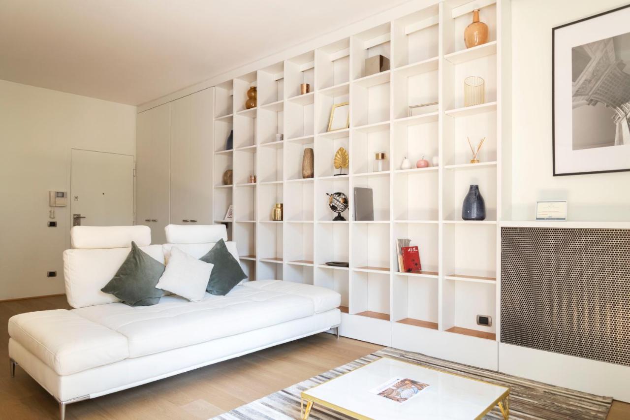 Heart Milan Apartments Duomo District ภายนอก รูปภาพ