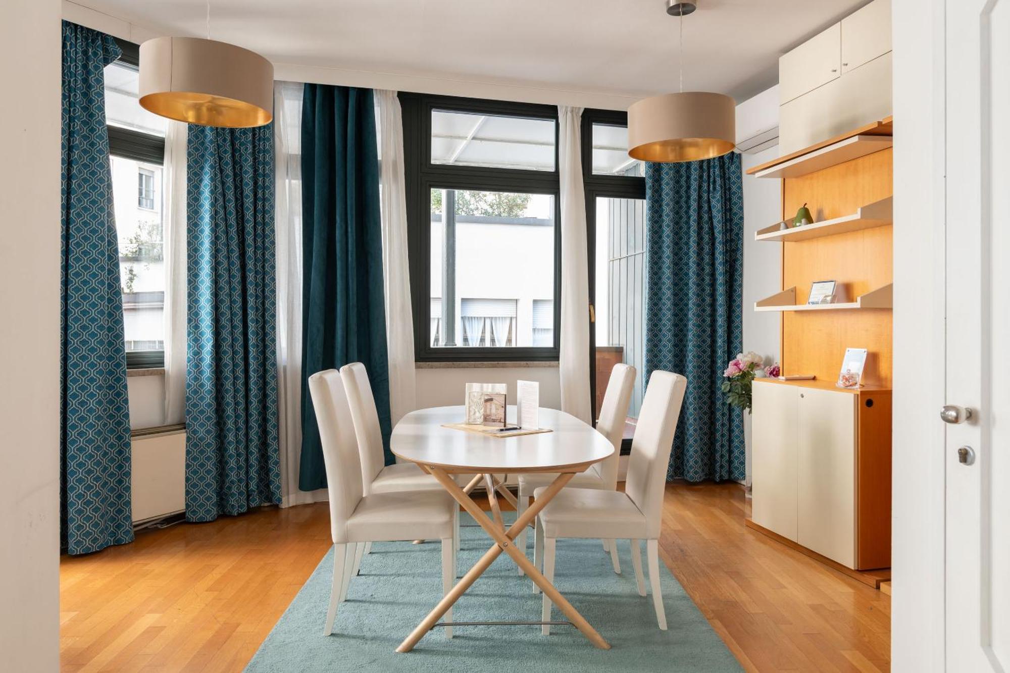 Heart Milan Apartments Duomo District ภายนอก รูปภาพ